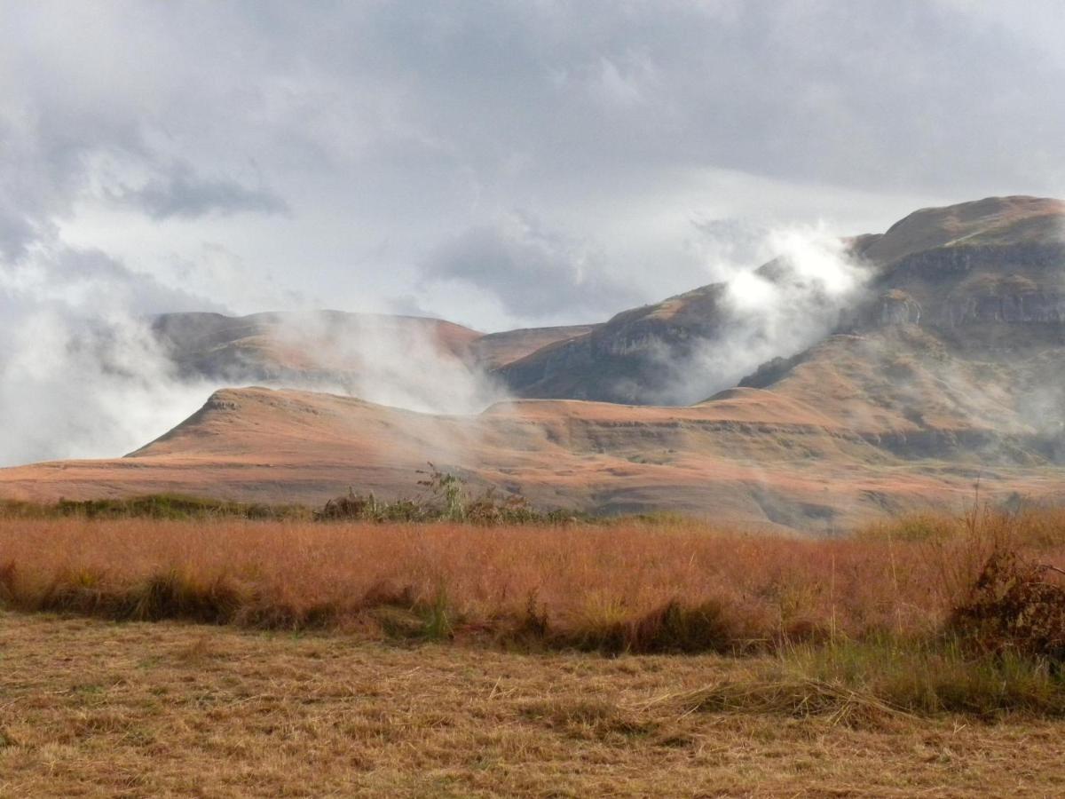 Misty Peaks Cloudlands Villa Bergview Buitenkant foto