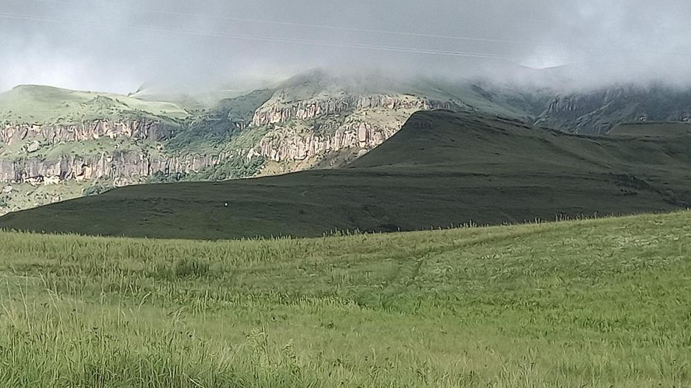 Misty Peaks Cloudlands Villa Bergview Buitenkant foto