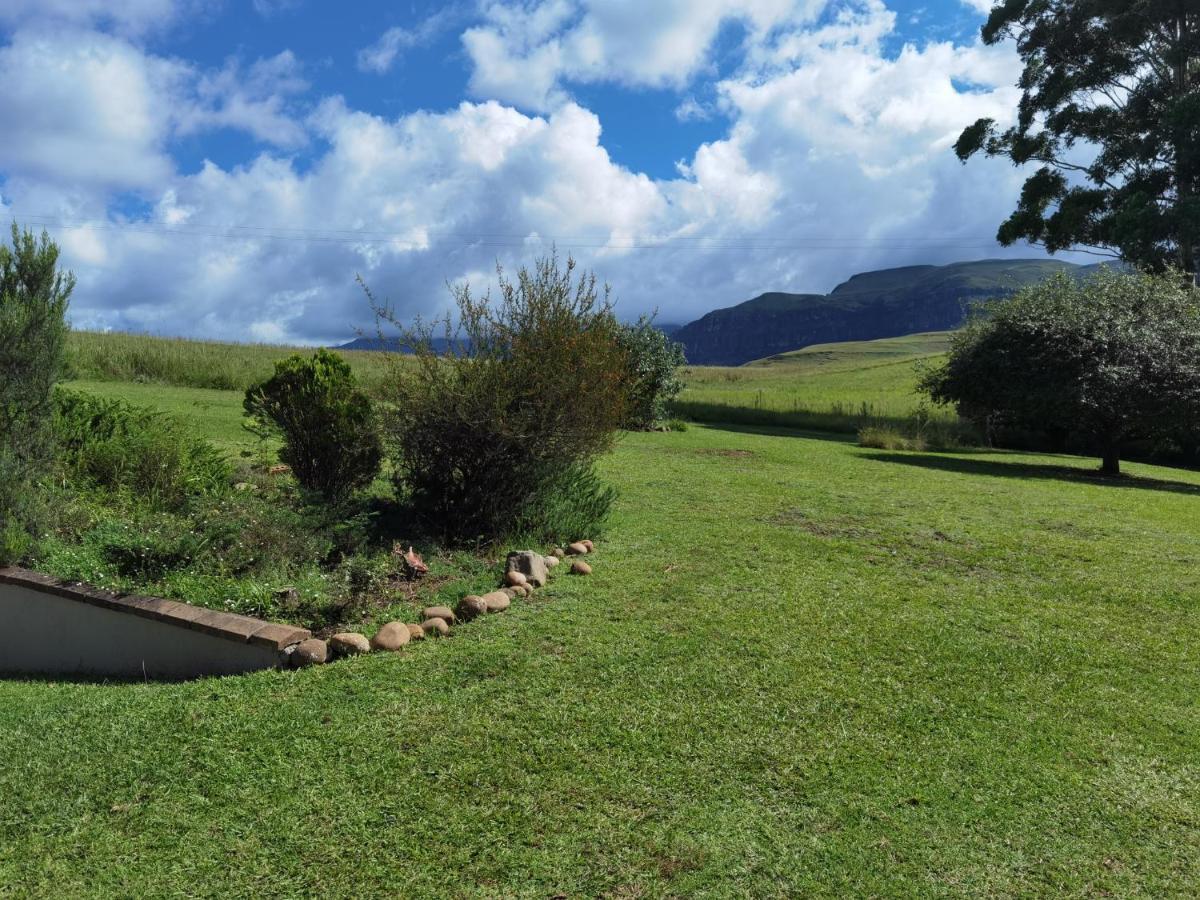 Misty Peaks Cloudlands Villa Bergview Buitenkant foto
